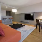 Hotel Reina Petronila 5*