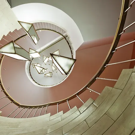 Reina Petronila Ξενοδοχείο