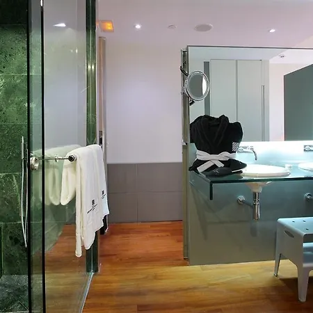 Ξενοδοχείο Reina Petronila Σαραγόσα