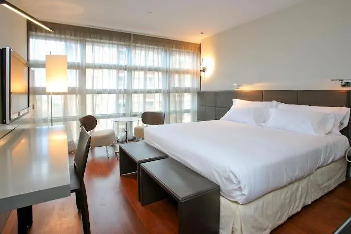 Hotell Reina Petronila