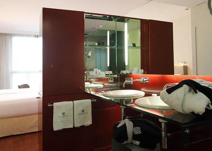 Hotel Reina Petronila Zaragoza