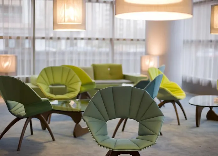 Reina Petronila Hotel 5*