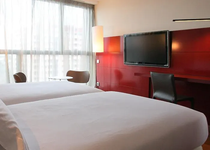 Reina Petronila Hotell 5*